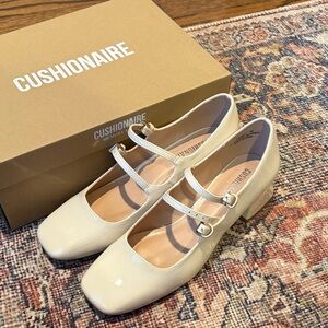 Cushionaire Women's Cream Mary Jane Heels
